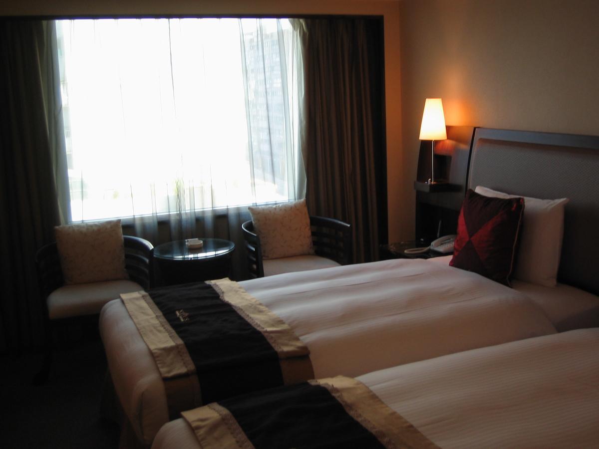 Nisus Hotel Taipei Exteriör bild